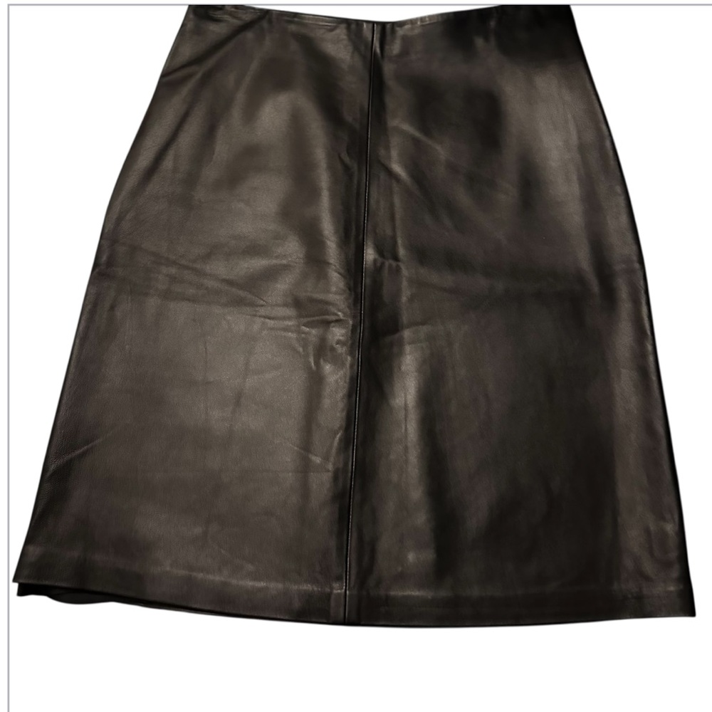Elegant Black Leather Skirt